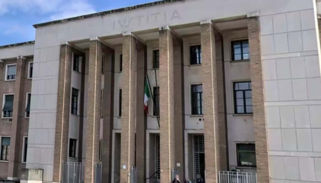 tribunle-latina